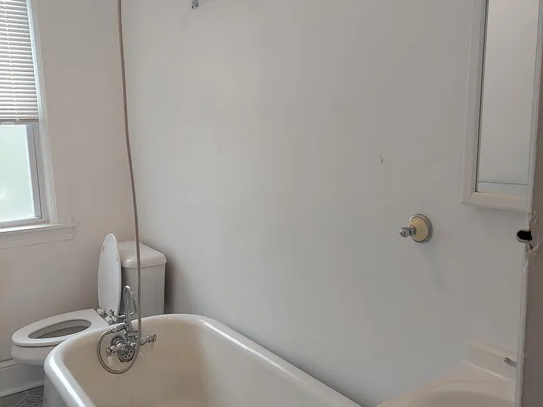1107 N Ohio Ave — Photo 11
