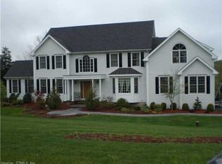 193 Saddle Ridge Ln, Southbury, CT 06488