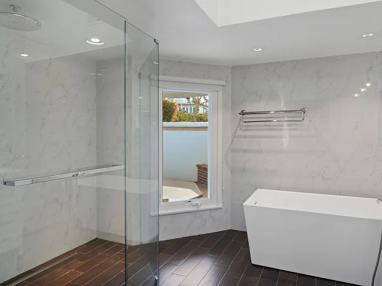 9 Andalucia Dr — Photo 35