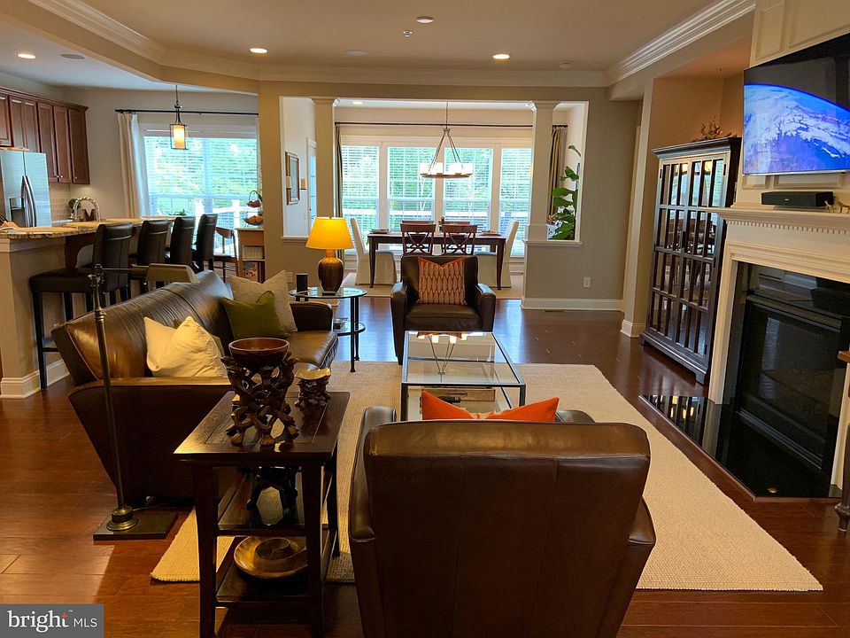 472 Hallman Ct, Downingtown, PA 19335 Zillow