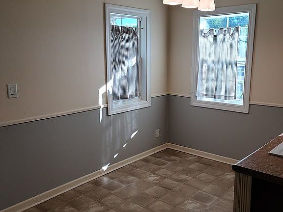 4th image of 1701 5th St