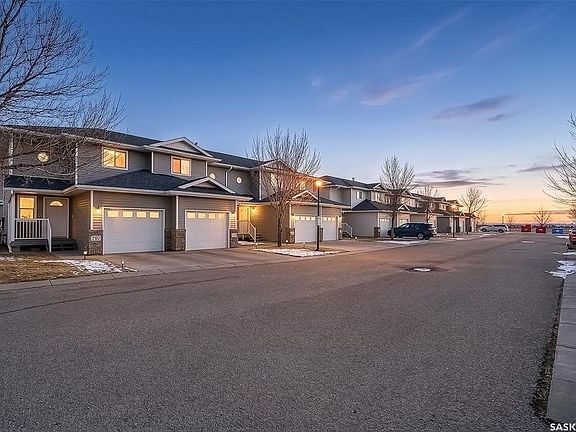 3rd image of UNIT 210-851 Chester ROAD