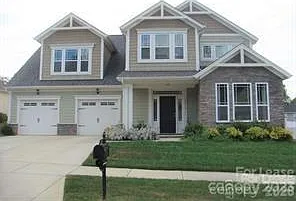 10517 Donahue Dr — Photo 1
