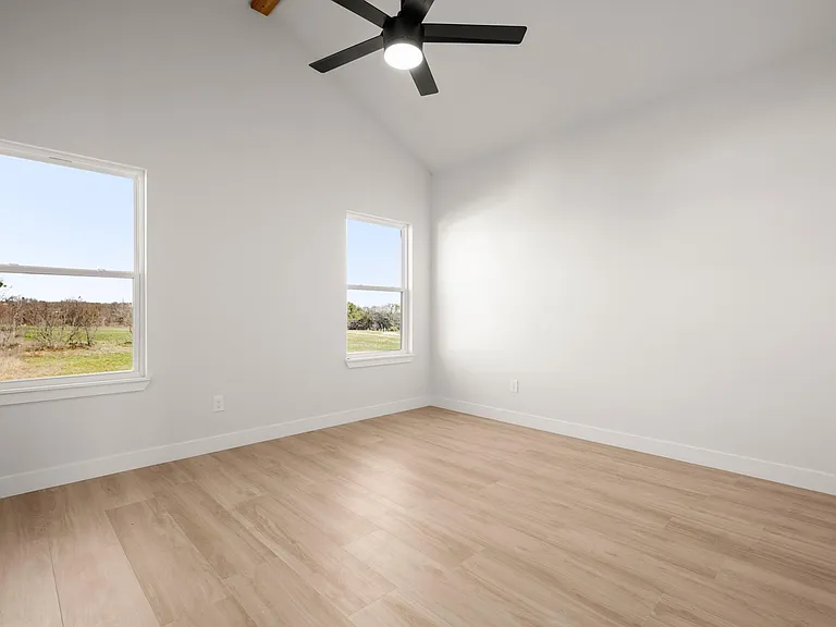 306 S Avenue P #B — Photo 18