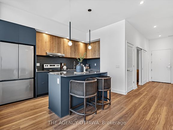 5th image of 3071 Riverside Dr #103