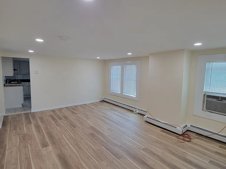 228 Orchard St #3L — Photo 4