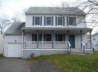 25 Gentile Pl, Branford, CT 06405