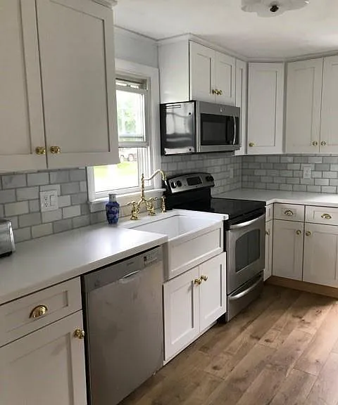 140 Renfrew Ave — Photo 4