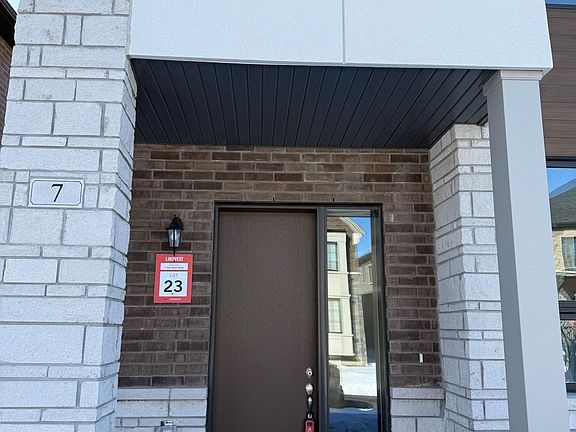 3rd image of 7 John Rolph St