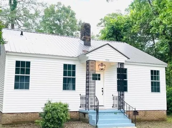 330 Church, Carthage, MS 39051
