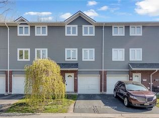52 Harris Ave #D, Brantford, ON N3R 2E9