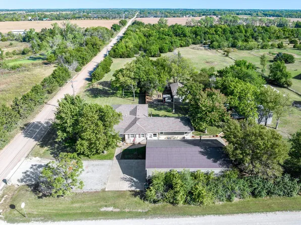16642 SW County Line Rd, Rose Hill, KS 67133