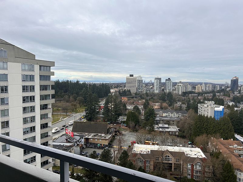 Burnaby Apartment for rent - 0 Bedrooms — photo 12