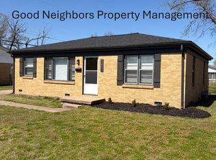 2328 W Wildwood Rd, Wichita, KS 67217