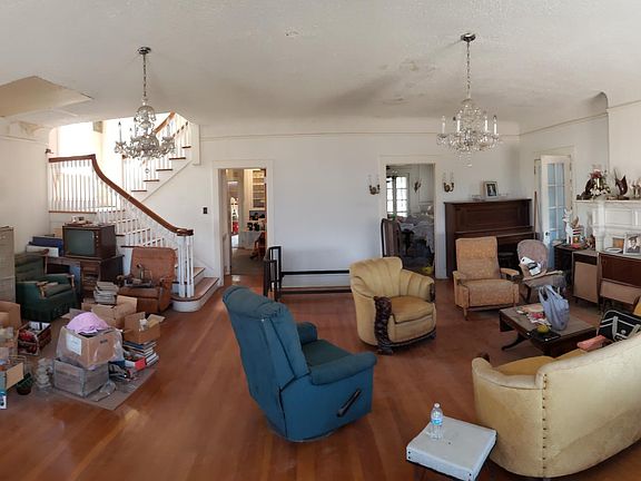 4th image of 901 W Yandell Dr