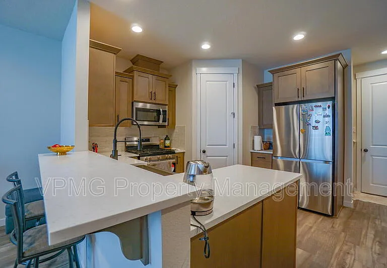 18402 NE 46th Pl — Photo 7