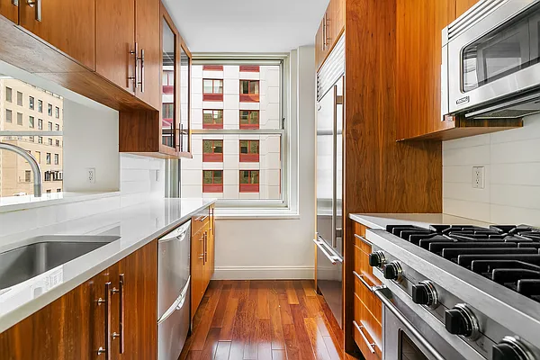 Rented by Compass | media 13