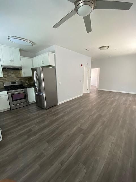 1st image of 1227 21st St #14