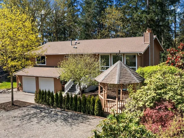 1525 218th Place NE, Sammamish, WA 98074