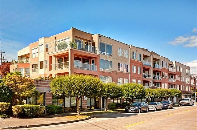 Front of Pacific Palisades building