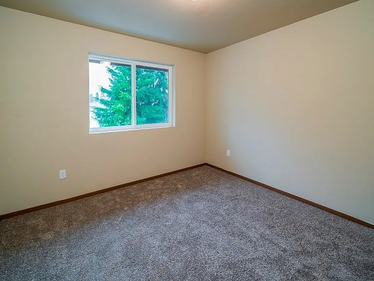 4303 113th Place NE — Photo 6