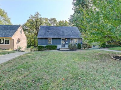 8421 Main St, Kansas City, MO, 64114