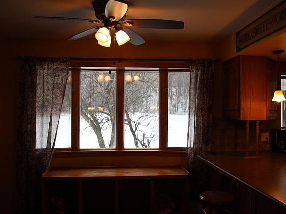 4th image of 26369 Highland Ave