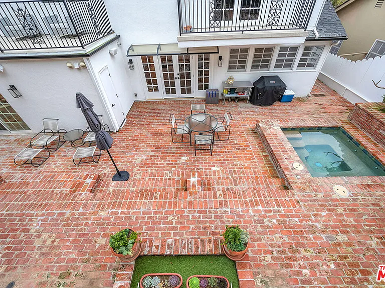 751 Westholme Ave — Photo 41