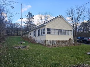351 Poplar Bch, Auburn, NY 13021