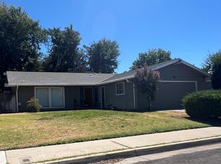1418 Morris Ave, Clovis, CA 93611