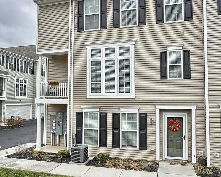 3013 Meridian Cmns — Photo 13