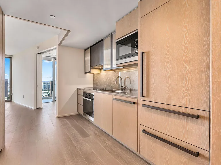 1000 Auahi St #3711 — Photo 3