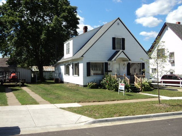 1st image of 938 N Central Ave