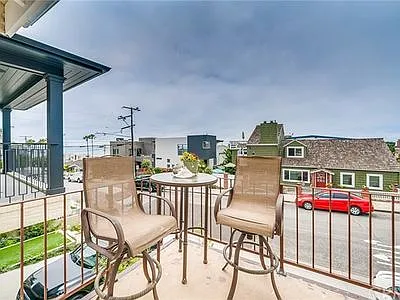 Park Ave, Hermosa Beach — Photo 4