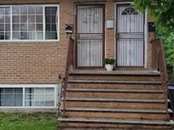 13624 220th Pl, Springfield Gardens, NY 11413
