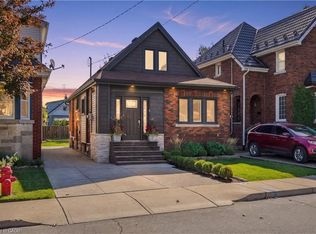 77 Houghton Ave S, Hamilton, ON L8K2M9