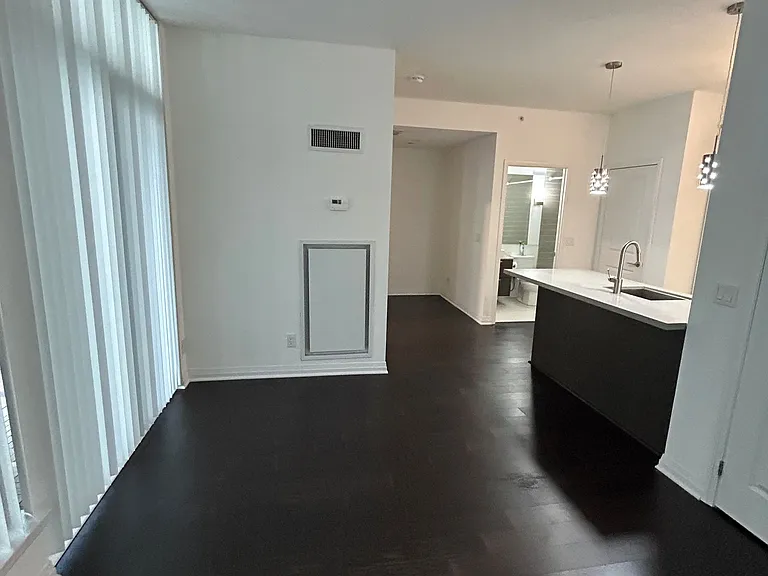 8 Mercer St #706 — Photo 6
