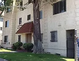 1178 N Madison Ave — Photo 4