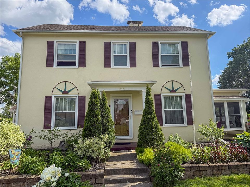 1st image of 214 E Woodlawn Ave