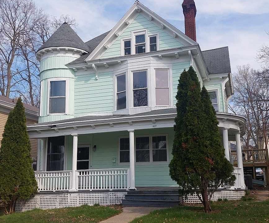 1st image of 217 Perrin Ave