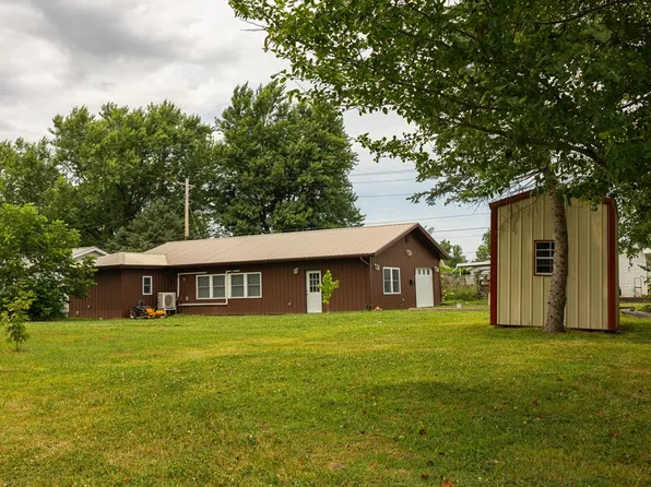 255 Hume St, Kahoka, MO 63445