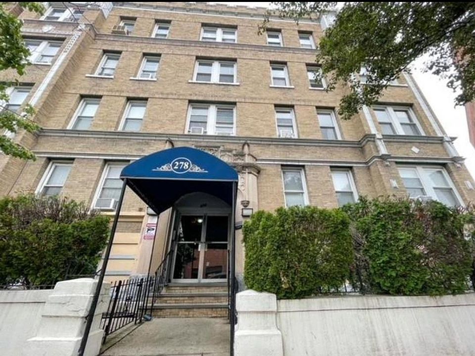 The Magnolia Terrace Condo