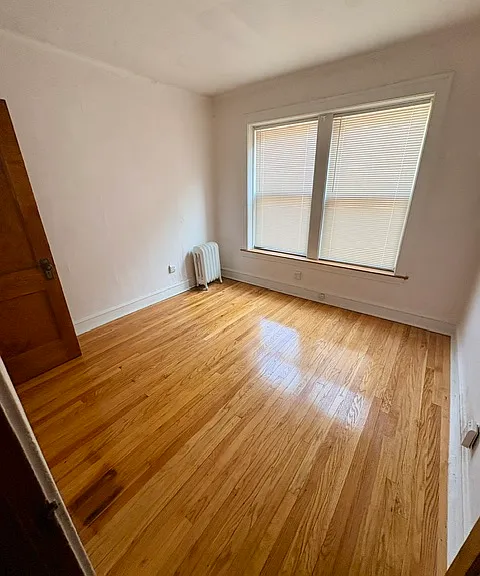 3302 Clinton Ave #2E — Photo 3