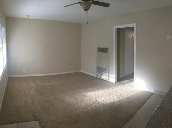 2711 E St APT 6, Sacramento, CA 95816