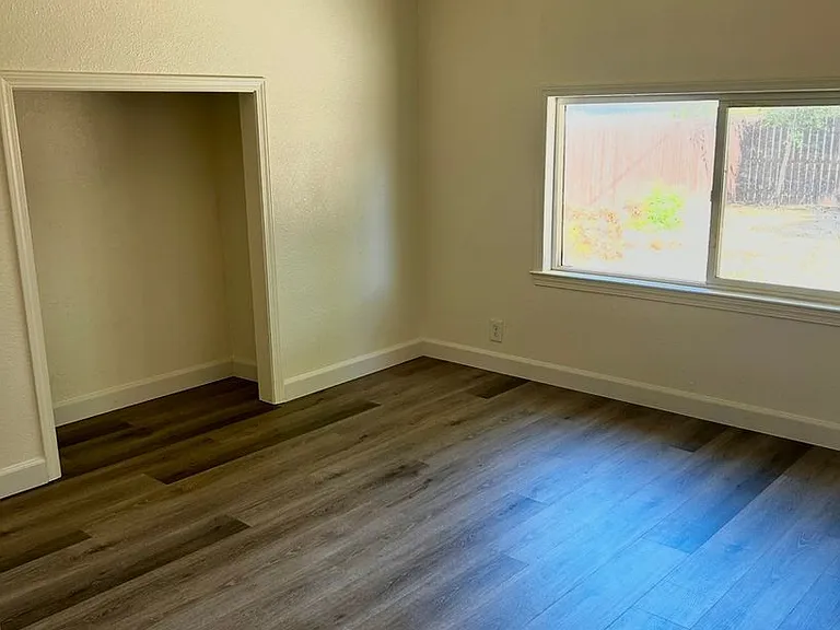 824 N Farris Ave — Photo 7