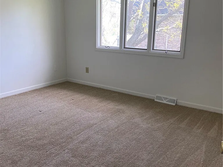 4585 Chestnut Ridge Rd #4 — Photo 22