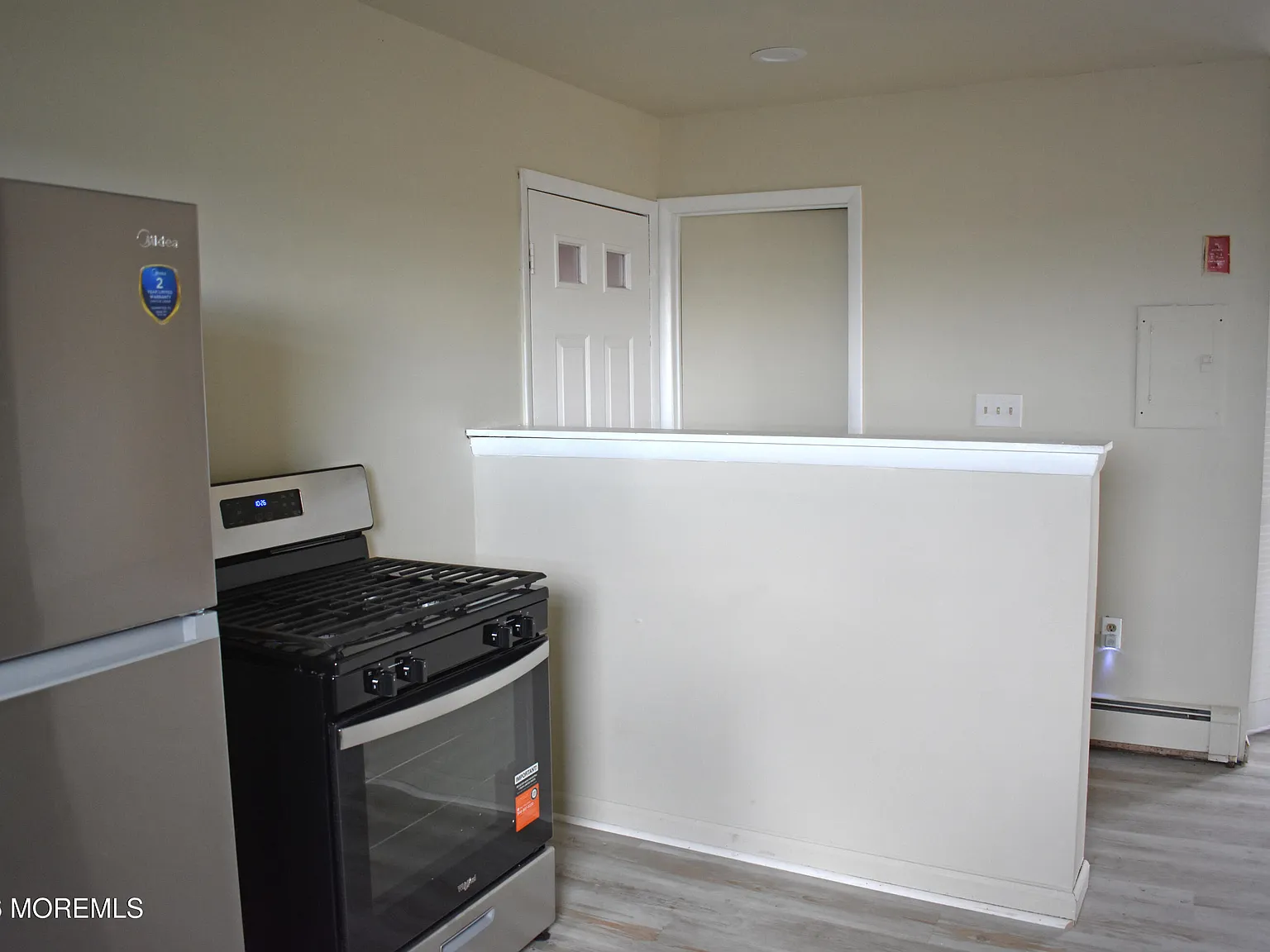 3 bed, $2,400 — Photo 4