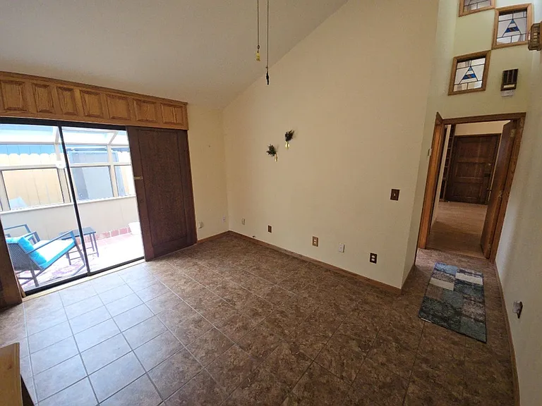 5060 Meyers Ave — Photo 5