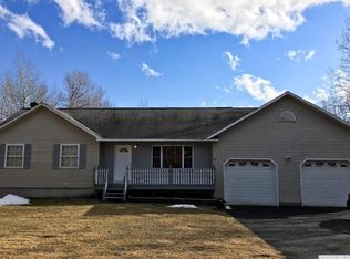 400 Old Rd, Cropseyville, NY 12052