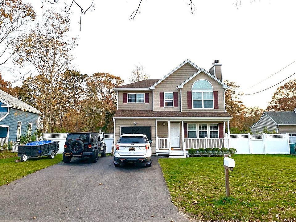 1st image of 28 Staller Blvd